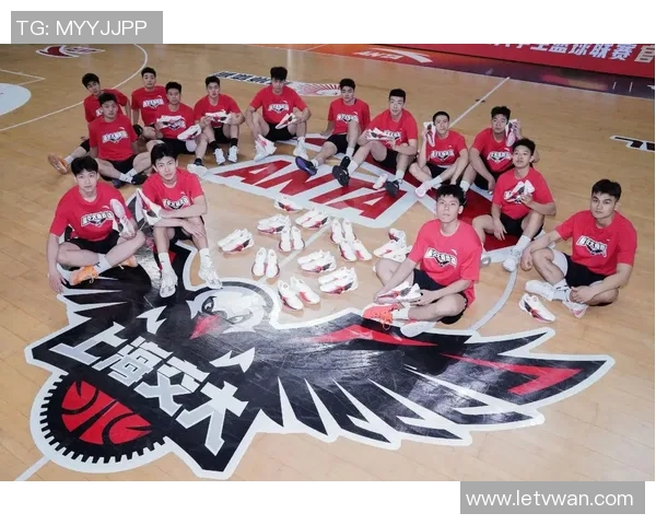 上海篮球队个人能力引发热议球迷观点各异的背后故事