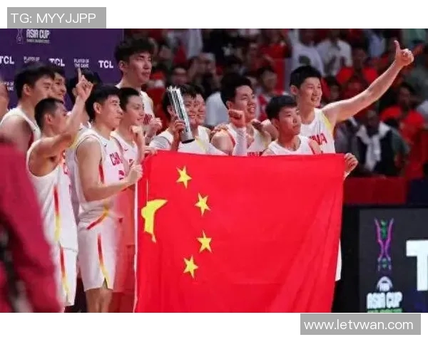成都羽毛球队在全运会积分榜上以82分稳居第一名展现强劲实力