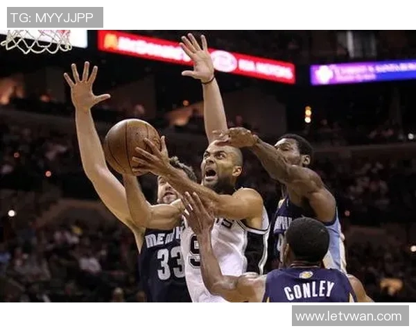 热火与马刺总决赛14的经典对决回顾与精彩瞬间解析